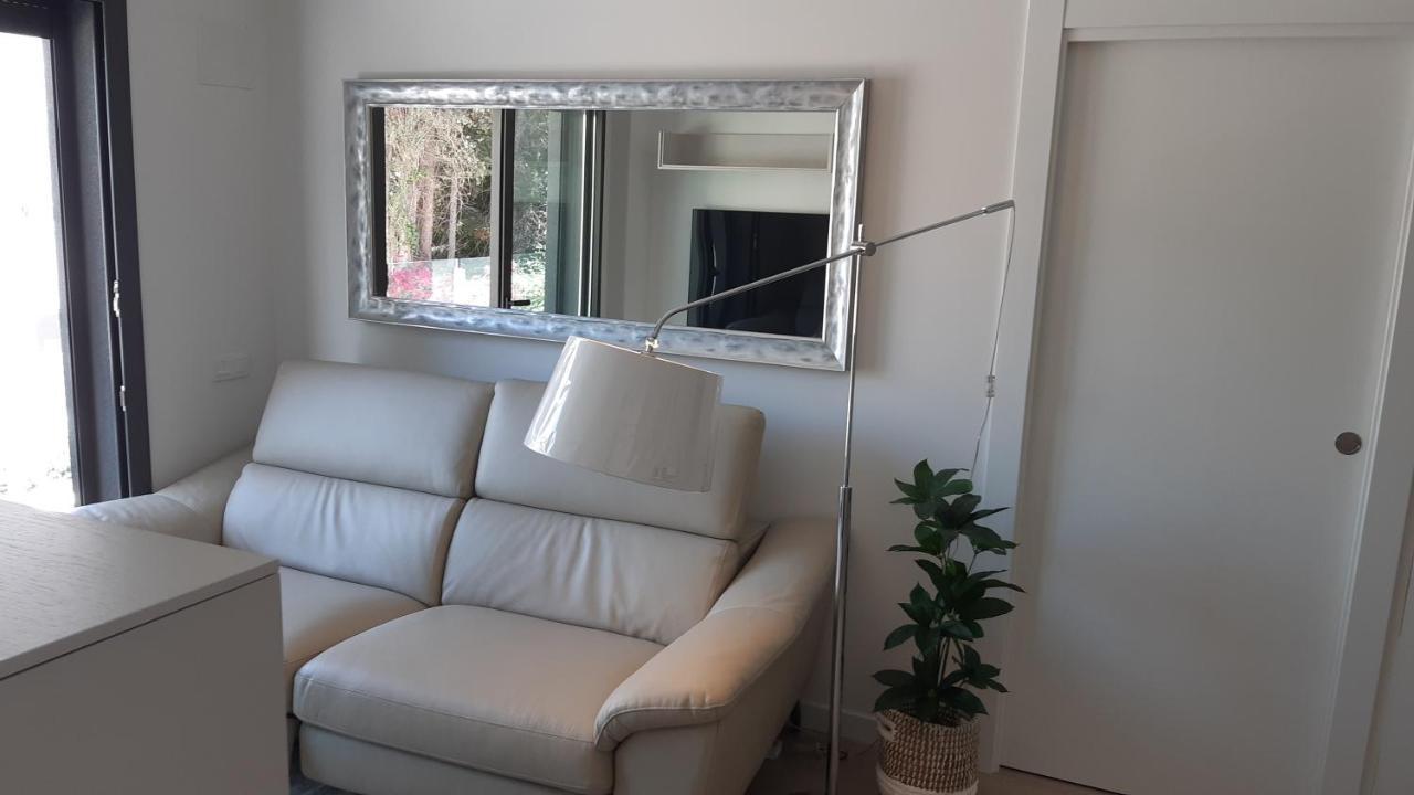 New Beside Sitges With Pool Beside Beach Біланоба-і-ла-Жалтру Екстер'єр фото